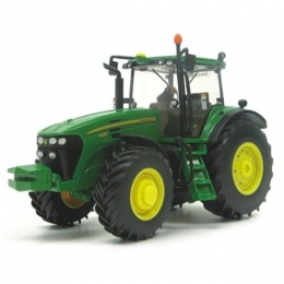 Britains 42266: John Deere 7930 Tractor